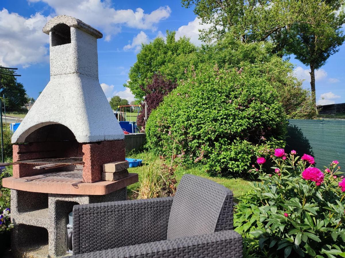 Vakantiestudio Ciney Chapois Eksteriør billede